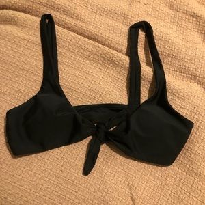 Front knot bikini top